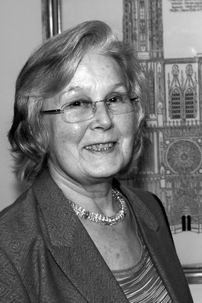 Helga Schroeder